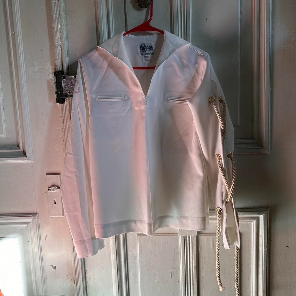 Reworked authentic vareuse from the US Navy.